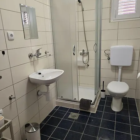 Manta Apartament Pag Town