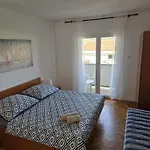 Apartman Manta Pag Town