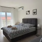Apartman Manta Pag Town